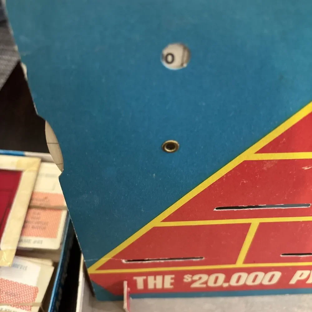 Vintage THE 10,000 Pyramid Game Family Board Game Milton Bradley 1974 No.4404